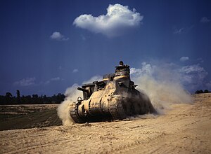 טנק "M3 לי" - טנק בינוני אמריקאי הנקרא על שמו של רוברט לי.