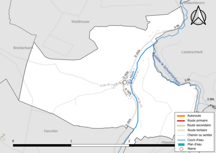 Carte en couleur présentant le réseau hydrographique de la commune