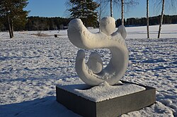 Balanskonstnären (O artista equilibrista) Folke Fjällström Samiska skulpturparken, Jokkmokk