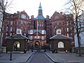 ’t Cruciformgebouw op Gower Street, boe-in 't University College Hospital gevèsteg is gewees