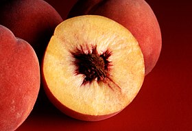 Autumn Red peaches, cross section