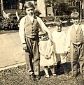 Thumbnail for File:Siblings, 1926.jpg