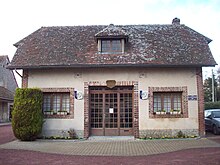 Mairie Chaise-Dieu-du-Theil.JPG