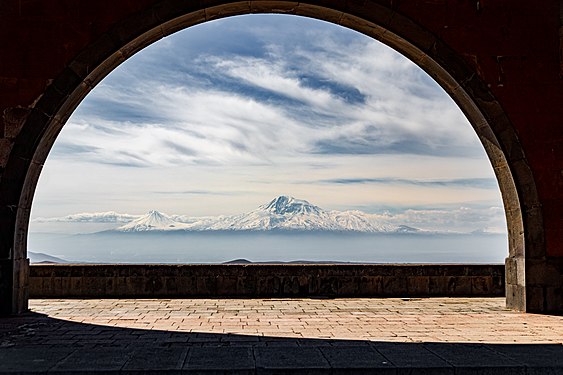 Charents Arc, Ararat Arc