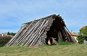 Traditional circle-maker's cabin, Combiers, France