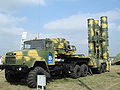 S-300PMU2 palaišanas iekārta ar KrAZ-260 auto