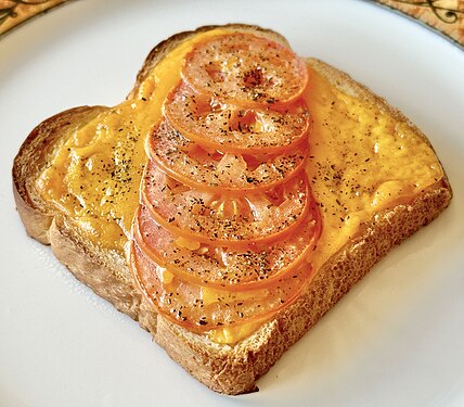 Cheese toast with tomato