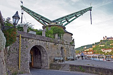 Grues anciennes.