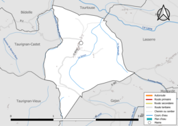 Carte en couleur présentant le réseau hydrographique de la commune