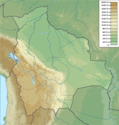 Mapa konturowa Boliwii, po lewej nieco na dole znajduje się czarny trójkącik z opisem „Cerro Capurata (''Elena Capurata'')”