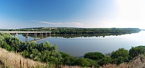 Вид на реку Днестр и село Атаки из села Жванец