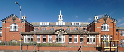 Adult Education Centre, Cambridge Road, Waterloo - main range