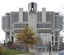 Robarts Library, Toronto, Canadá, año 1973.