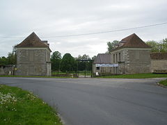 Entrée du domaine de Soucy.