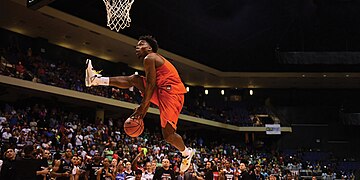 Marauders Basketball's Devon Douglas winning the NCAA Slam Dunk Contest