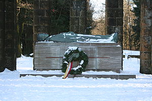 Soldatendenkmal auf dem Tönsberg