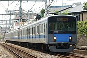 前照灯と行先・種別表示器が未更新の頃の20000系電車 （2008年6月 椎名町駅 - 池袋駅間）