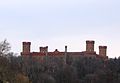 Tours crénelées du château néogothique de Kamenz, ancien domaine Hohenzollern.