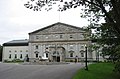 Rideau Hall, en Otavo, estas la oficiala rezidejo de la Ĝenerala Guberniestro de Kanado.