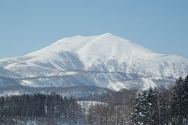 東北東から望む