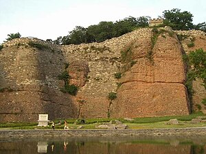 石頭城遺址