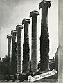 1922 Savitar yearbook picture of ivy covered Columns