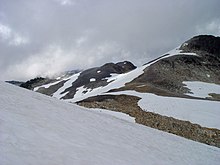 Présence de cendre volcanique dans les parages du champ volcanique du mont Cayley.