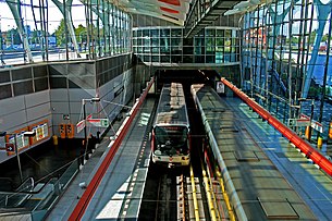 Metro M1 in Střížkov station on line C