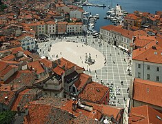 Tartini Square, Piran