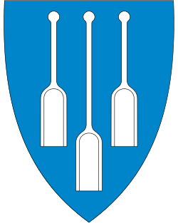 Lom kommune har skjeltrekor i kommunevåpenet siden redskapet ble brukt til vanning i den nedbørsfattige kommmunen.