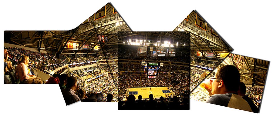 Bankers Life Fieldhouse tijekom utakmice Indiana Pacersa