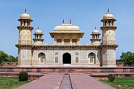 Mausoléu de Itimad-Ud-Daulah, Agra (1622-1628)