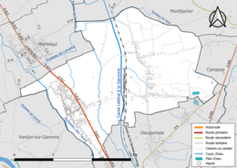 Carte en couleur présentant le réseau hydrographique de la commune