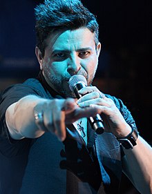 Luis Enrique at the Premios Lo Nuestro 2010 awards