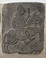 Cavalier, bas-relief sur orthostate de Tell Halaf. Pergamon Museum.