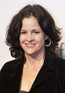 Ally Sheedy (cropped).jpg