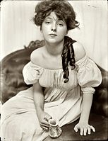 Miss N, Evelyn Nesbit, 1903