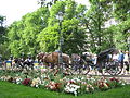 English: A carriage in the Esplanadi park Suomi: Valjakko Esplanadilla