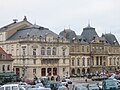 Autun : la place du Champ de Mars, l'hôtel-de-ville et le théâtre à l'italienne 2