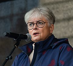 Karin Alfredsson på Stortorget under Stockholms bokhelg 2021.