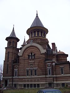 A church in Crângaşi that can be seen from the Politehnica campus