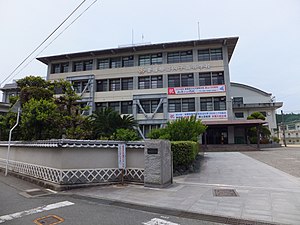 愛媛県立内子高校