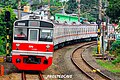 JR 203 106 new livery leaving the Tebet Station.