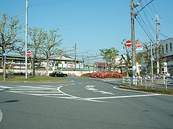 神戸電鉄志染駅前