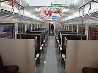 クハ711-210 車内