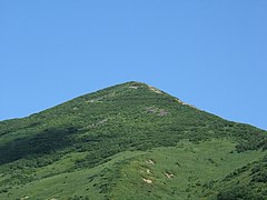 山頂部を西から望む 五色温泉付近から