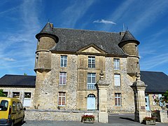 Le château de Dussac.