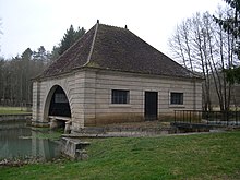 Lavoir de Voutenay.jpg