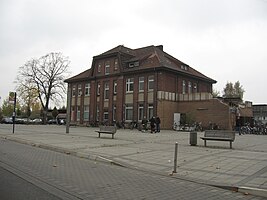 Empfangsgebäude