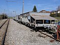 Wagons de service Fd 5, Fd 4 et Re 96 stationnés dans le cul-de-sac d'Assens.